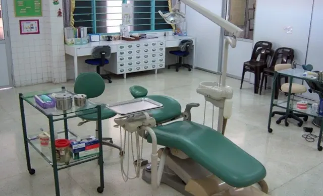 牙科室 Klinik Pergigian